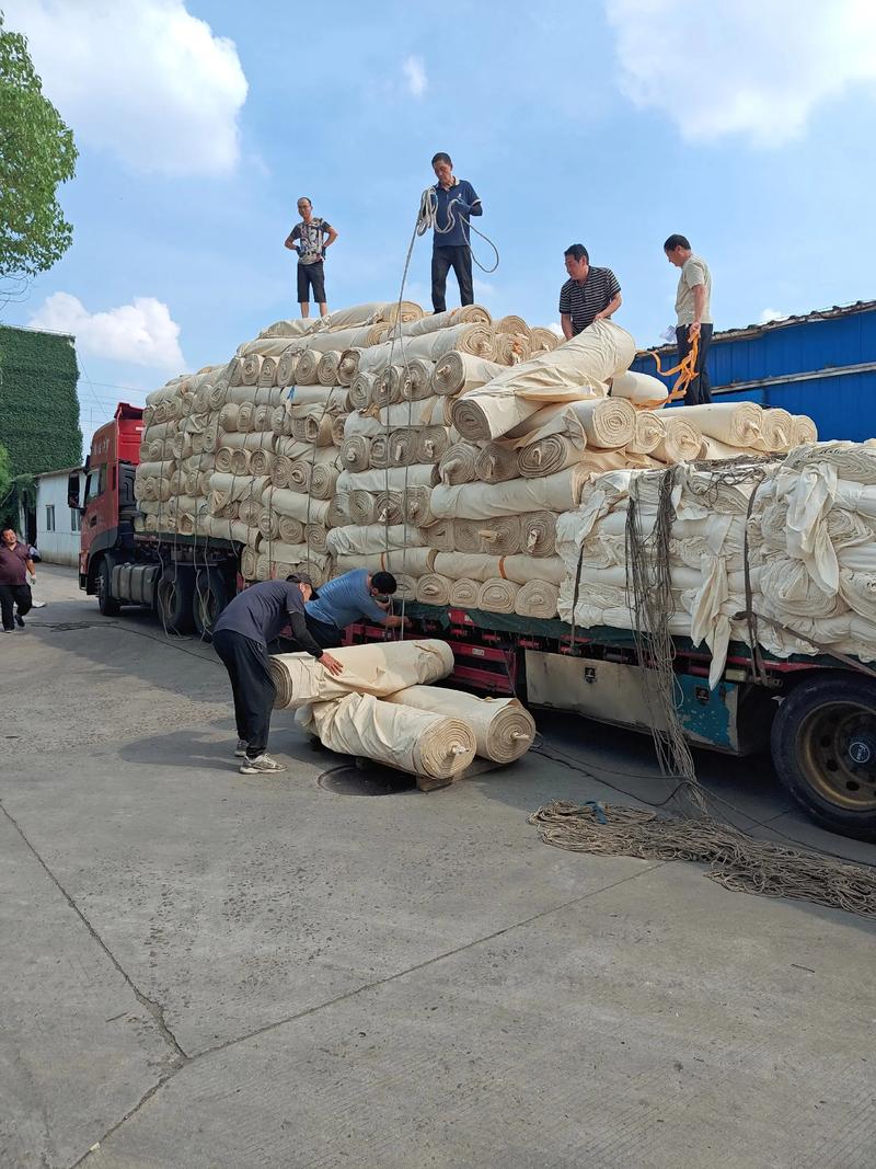 探寻时尚背后——嘉兴面料批发的崛起